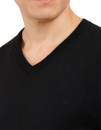 Suéter Aramis Tricot Manga Longa Gola V