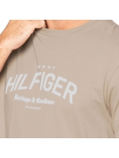 Camiseta Tommy Hilfiger Estampada Arch Tee - Bege