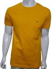 Camiseta Tommy Hilfiger Básica Masculina Gola Careca - Mostarda